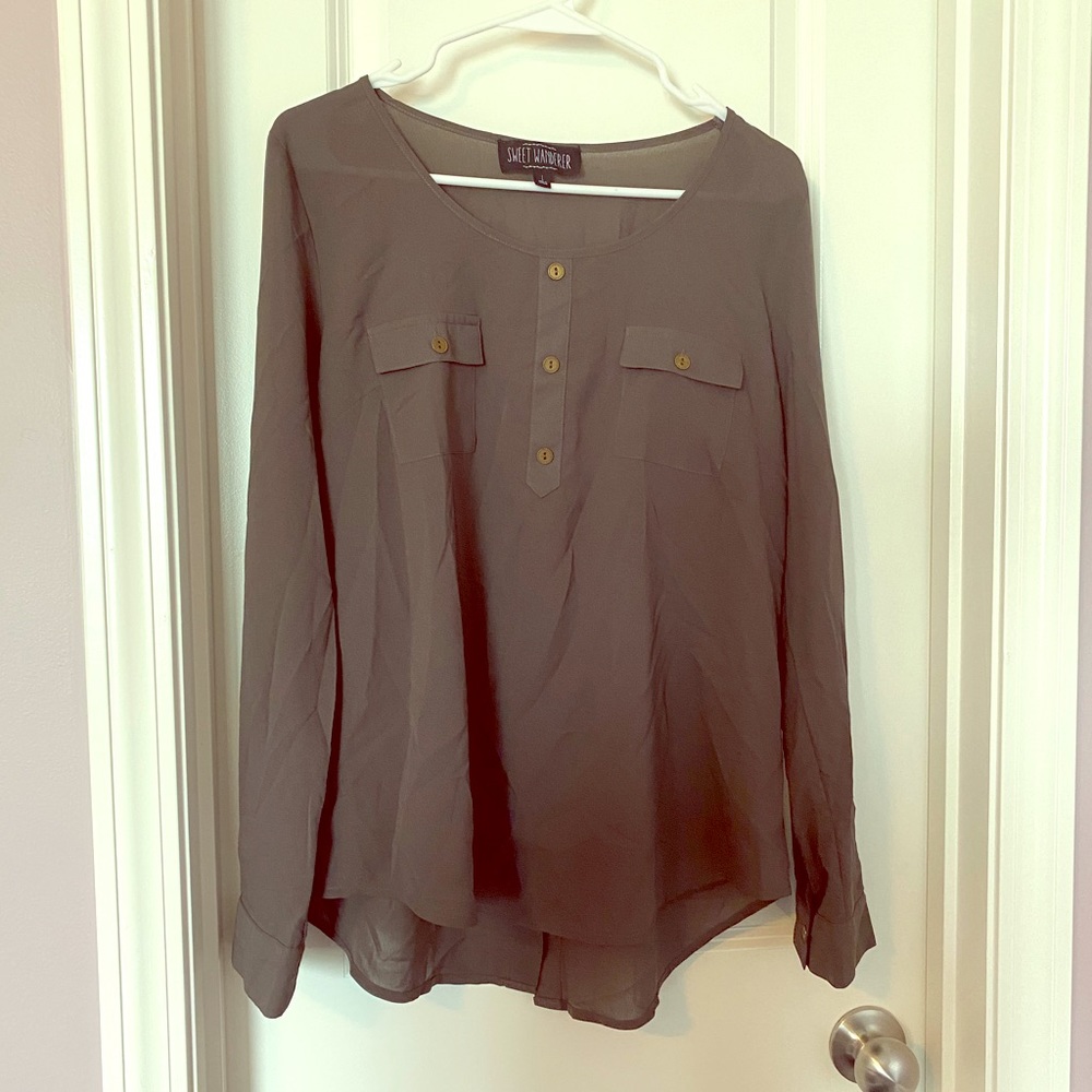 2/30$ Sweet Wanderer barely worn blouse
